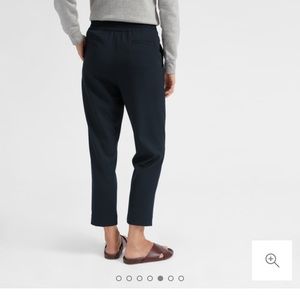 Everlane Italian go weave easy pant, navy blue